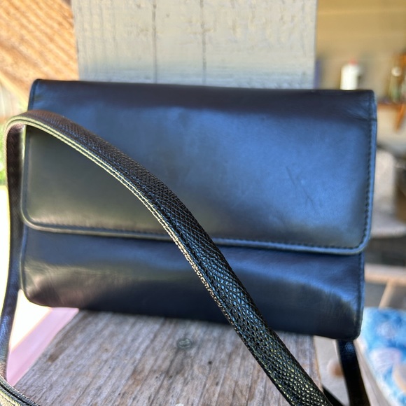 St Dennis crossbody/organizer. Removable strap - Picture 1 of 4